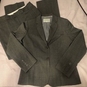 Banana Grey-Taupe Suit